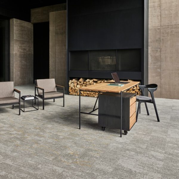 IVC CARPET TILES C245 IMPERFECTION RUPTURE 975, doos 4m2, 100x25cm, 8,7mm dik - Afbeelding 4