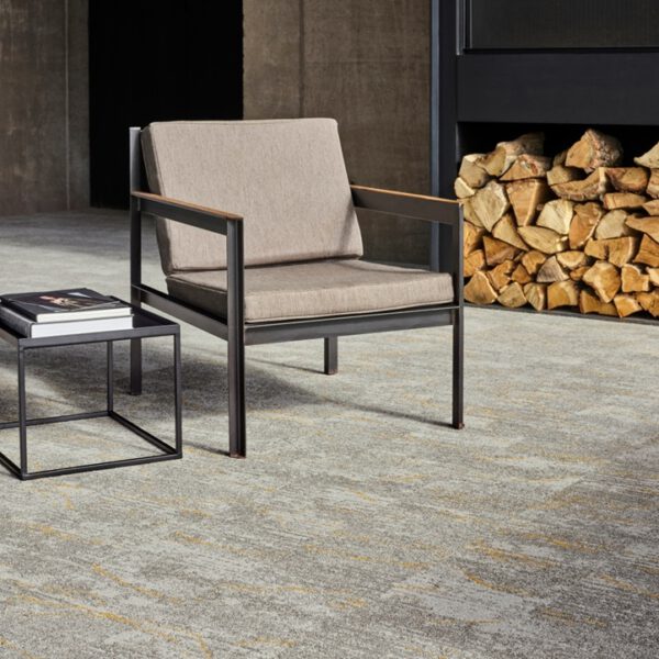 IVC CARPET TILES C245 IMPERFECTION RUPTURE 975, doos 4m2, 100x25cm, 8,7mm dik - Afbeelding 5